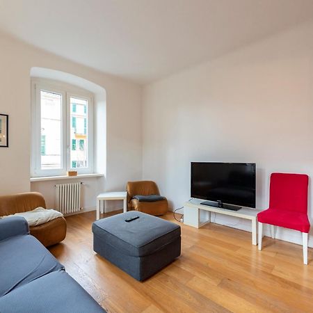 Joivy Family Friendly Apt For 6, Near Royal Palace Museum ジェノヴァ エクステリア 写真