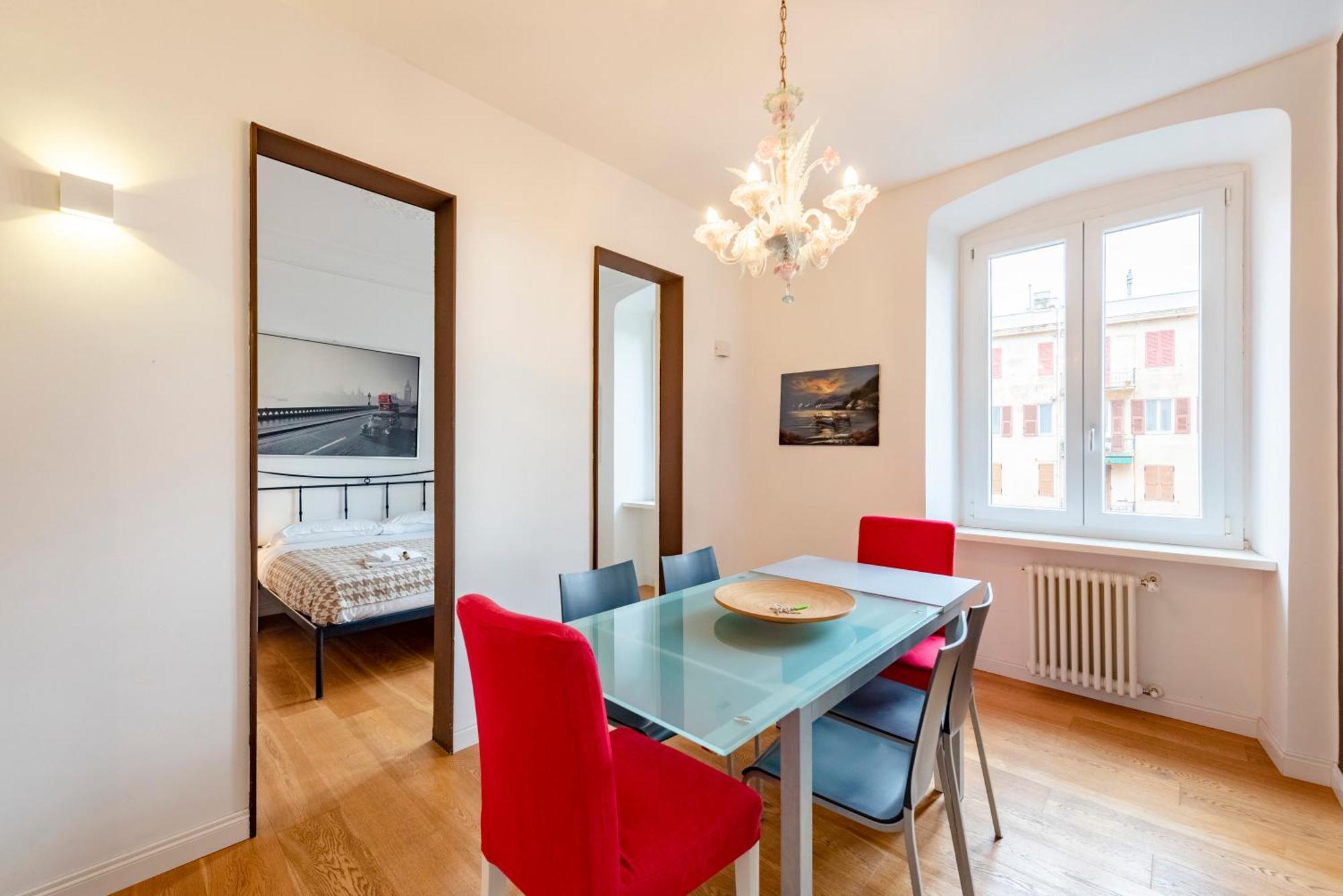 Joivy Family Friendly Apt For 6, Near Royal Palace Museum ジェノヴァ エクステリア 写真