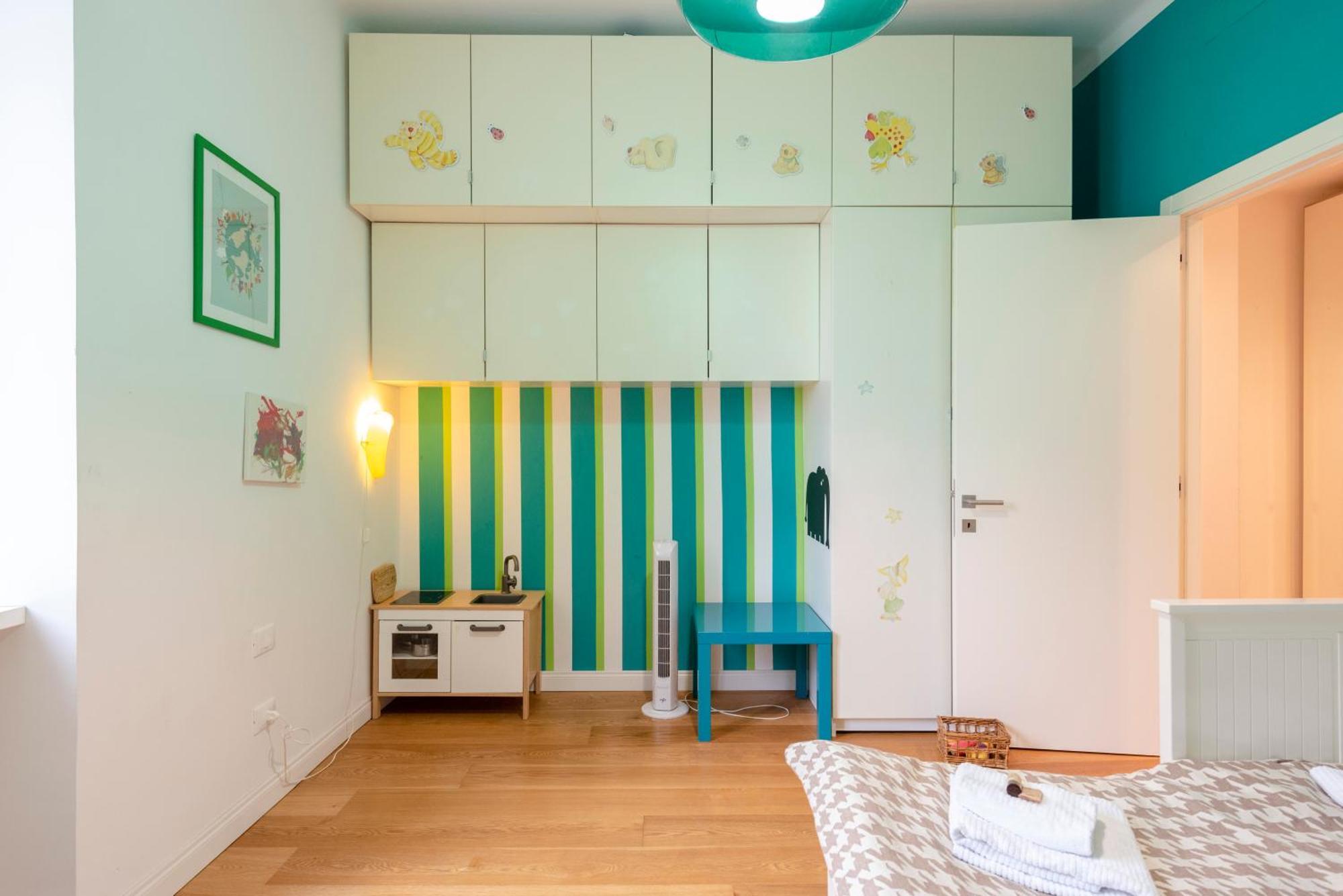 Joivy Family Friendly Apt For 6, Near Royal Palace Museum ジェノヴァ エクステリア 写真