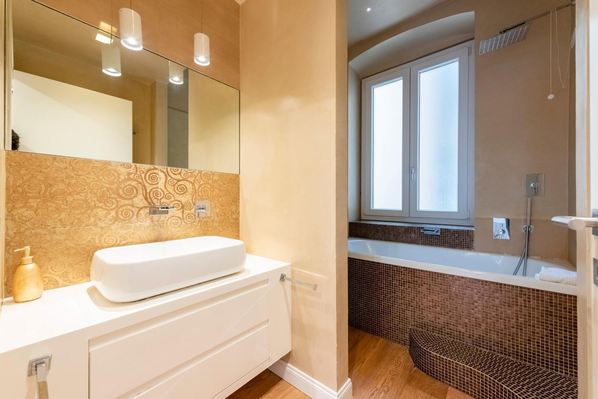 Joivy Family Friendly Apt For 6, Near Royal Palace Museum ジェノヴァ エクステリア 写真