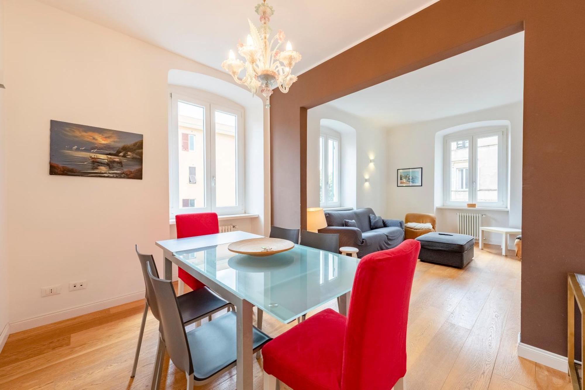 Joivy Family Friendly Apt For 6, Near Royal Palace Museum ジェノヴァ エクステリア 写真