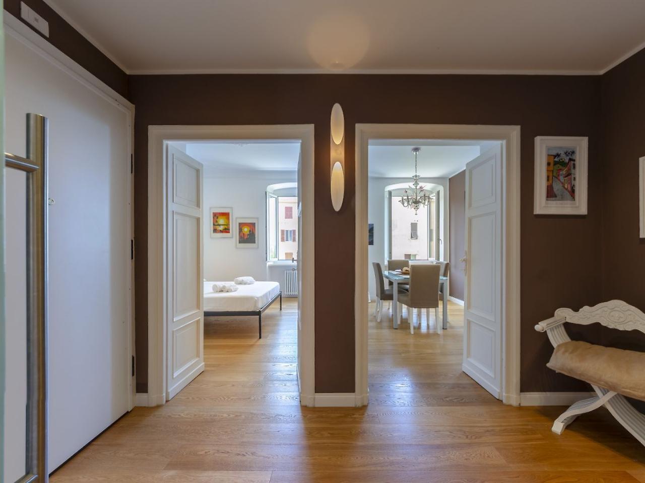 Joivy Family Friendly Apt For 6, Near Royal Palace Museum ジェノヴァ エクステリア 写真